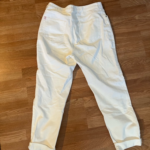 BDG White Mom Jeans - Picture 2 of 6